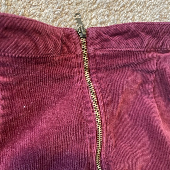 Forever 21 Burgundy Corduroy Zip-up Skirt - Picture 2 of 3